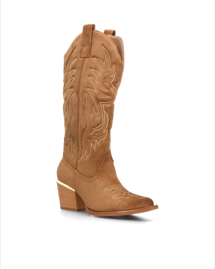 BOTAS ALTAS COWBOY Disponibles en 3 colores.