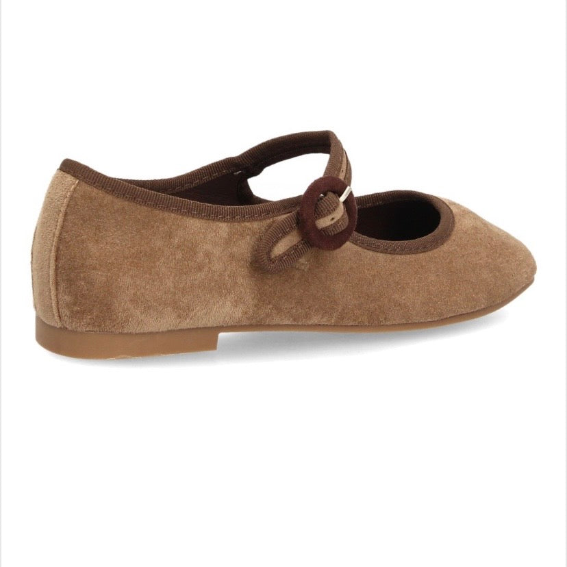 MERCEDITAS PLANAS   Disponible en 5 colores.