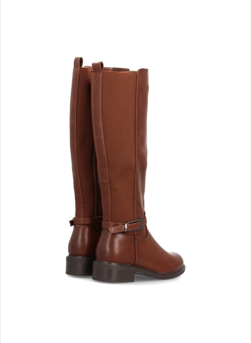 BOTAS ALTAS HEBILLA Disponible en 3 colores