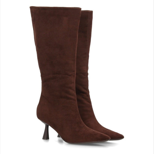 BOTAS ALTAS PUNTA    Disponible en 2 colores.