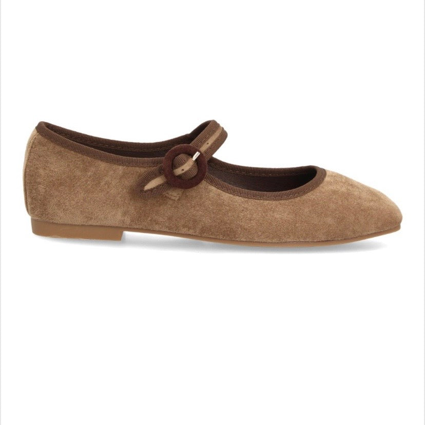MERCEDITAS PLANAS   Disponible en 5 colores.